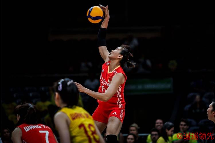 女排年终总结：高开低走引关注，三位置亟待补强